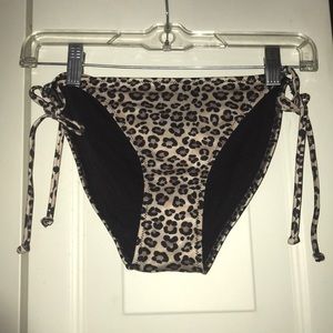H&M leopard print bikini bottom